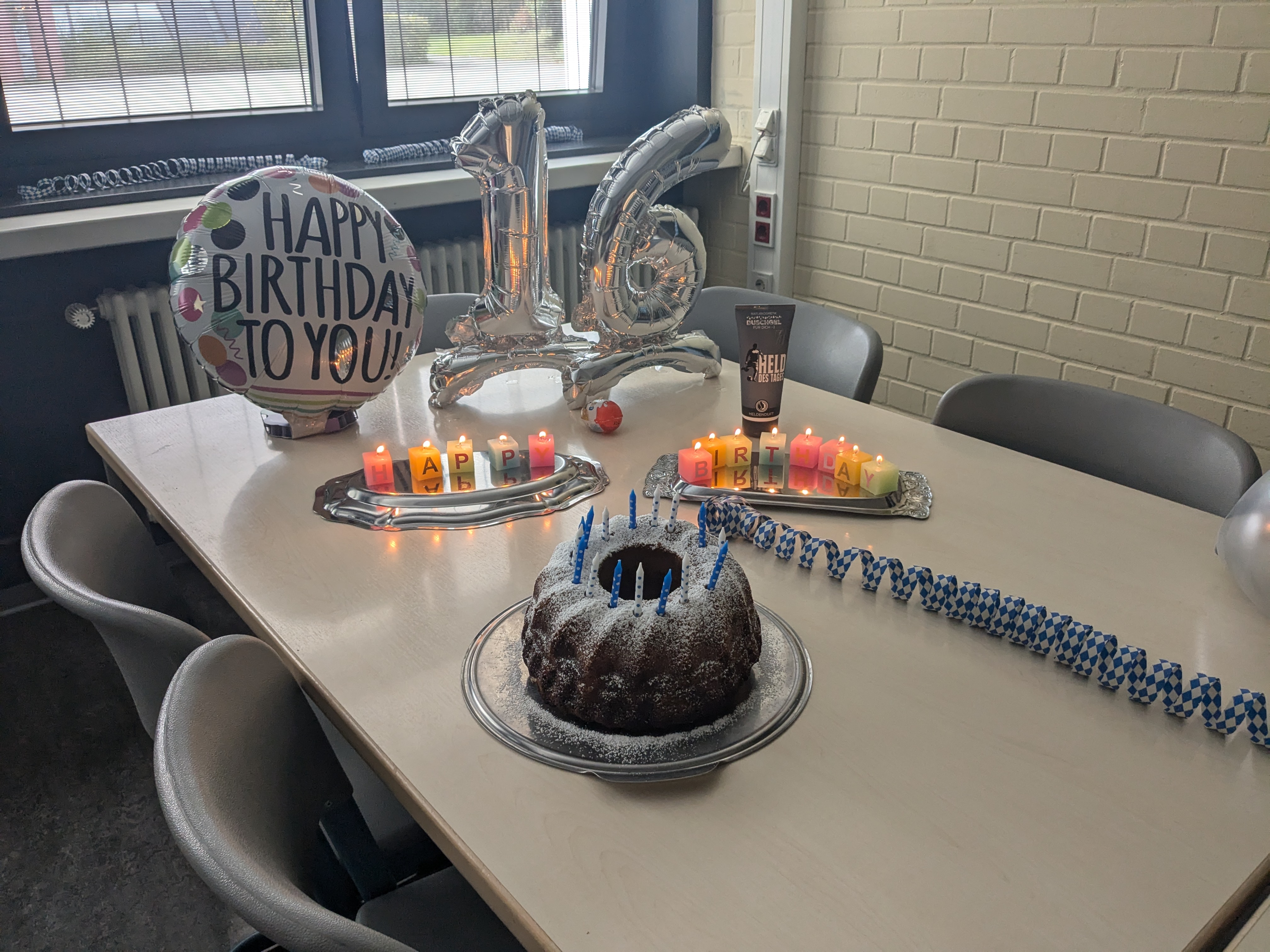 Tischdeko%2016.%20Geburtstag